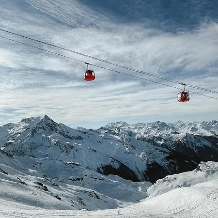 Turquoise La Plagne-Tarentaise